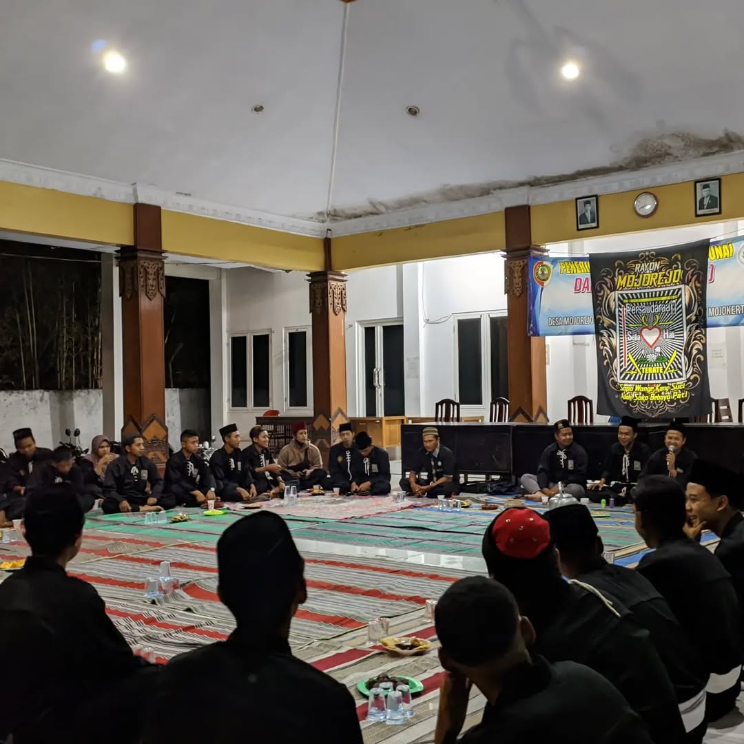 Sarasehan dan temu kadhang PSHT Rayon Mojorejo